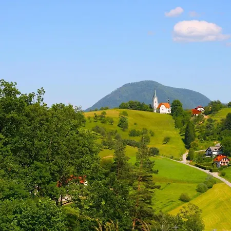 Raspberry Pool&wellness - Happy Semesterbostad *