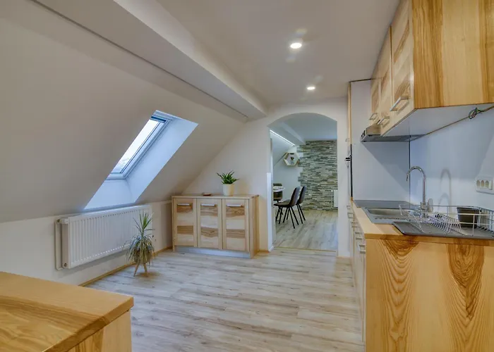 Raspberry Pool&wellness - Happy بيت للعطل Vransko